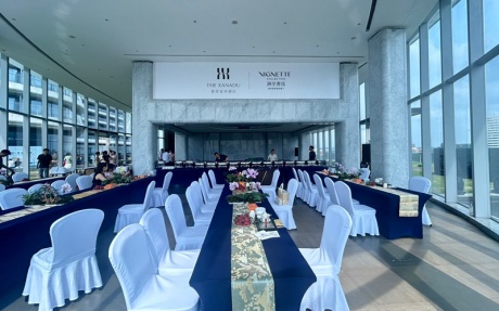 岚厅 [ 最大10桌 · 高0.0m · 无柱 ·  ]