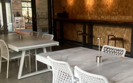 室内小厅 [ 最大10桌 · 高0.0m · 无柱 ·  ]