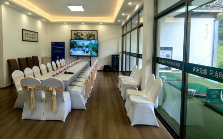 VIP房 [ 最大10桌 · 高0.0m · 无柱 ·  ]